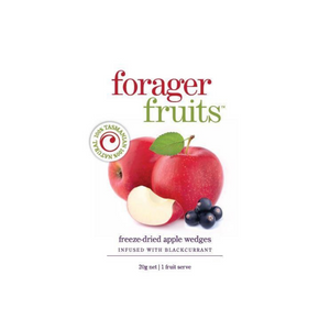 FORAGER FOOD CO. Freeze Dried Apple Wedges Infused with Blackcurrant 20g